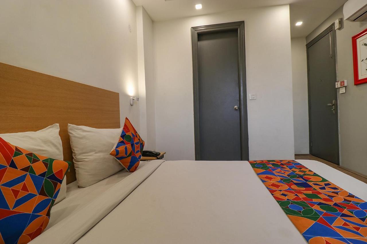 Fabhotel The Chaitanyas Rohini Sec 18 Дели Экстерьер фото